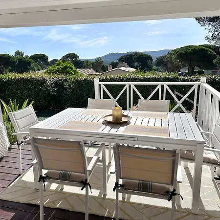 Jolie Maison Cosy Vue Golfe De Saint Tropez Holiday home Gassin
