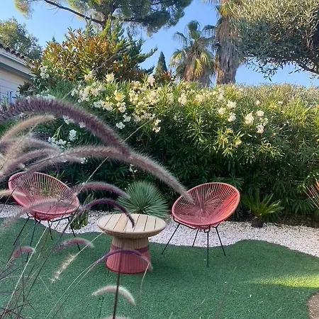 Feriehus Jolie Maison Cosy Vue Golfe De Saint Tropez